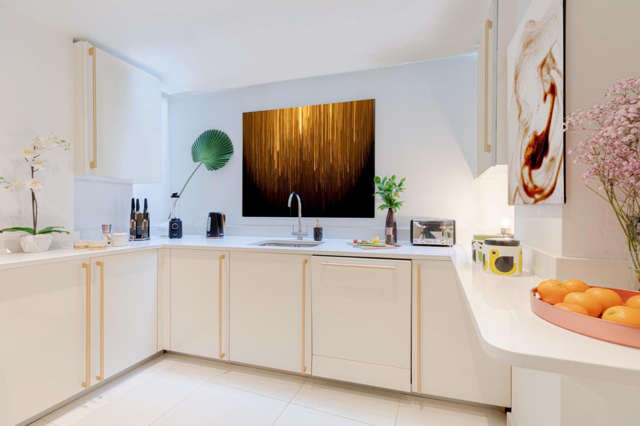 Explore The Most Exquisite West-End From A Harrods Family And Couple Home Londra Exterior foto