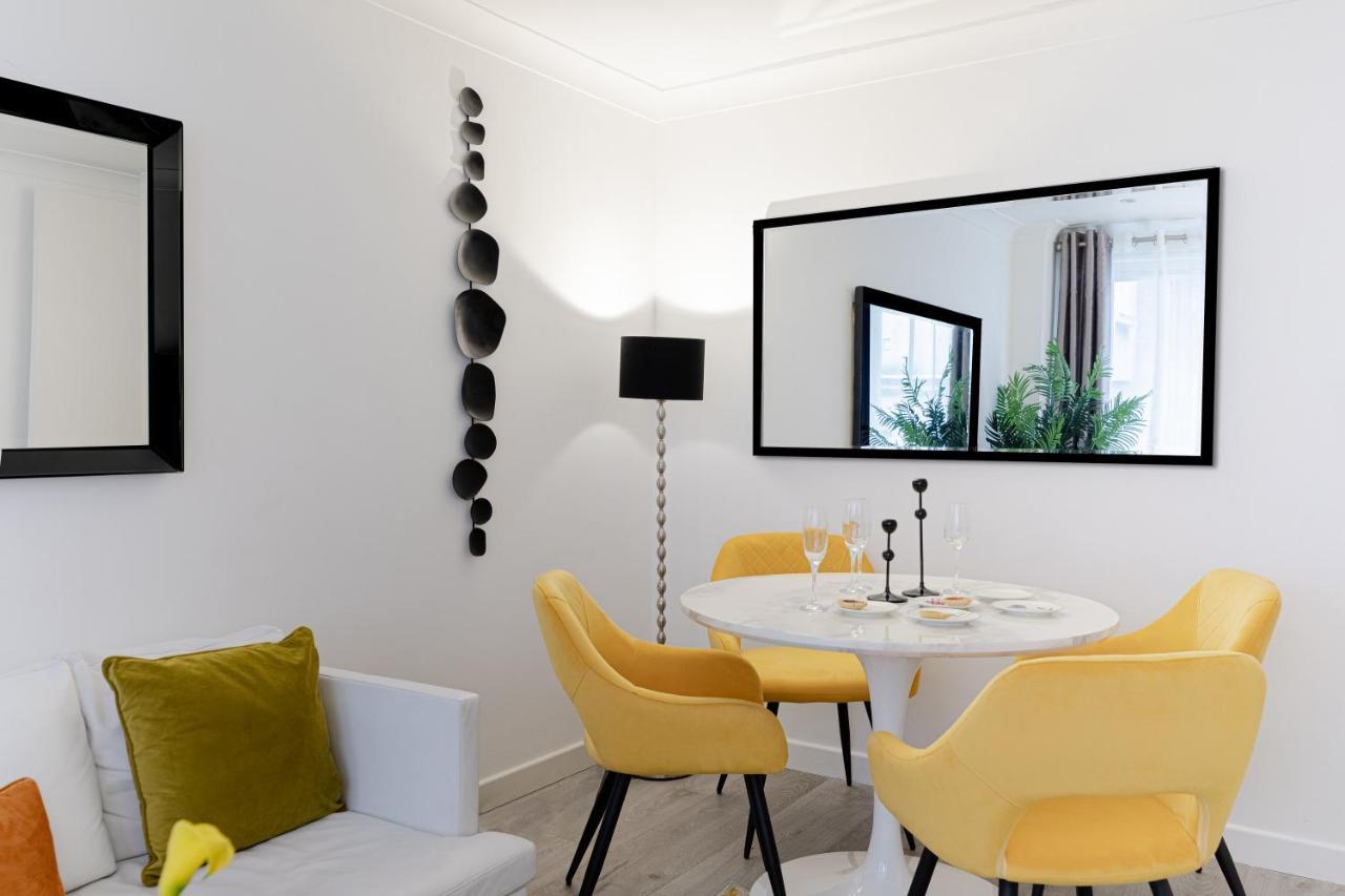 Explore The Most Exquisite West-End From A Harrods Family And Couple Home Londra Exterior foto