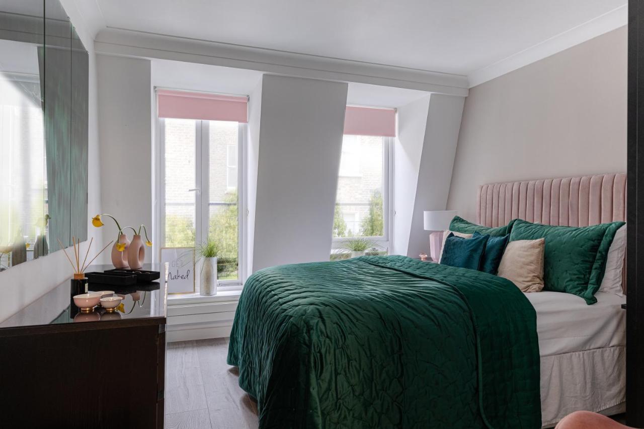 Explore The Most Exquisite West-End From A Harrods Family And Couple Home Londra Exterior foto
